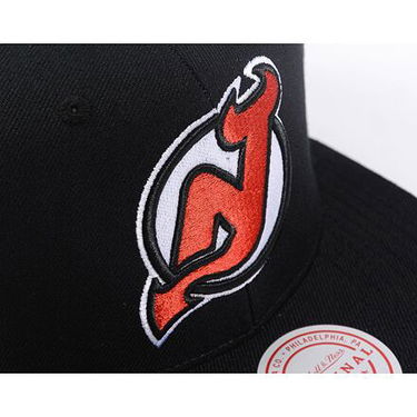 Шапка с козирка Mitchell & Ness New Jersey Devils Top Spot Snapback Черно | HHSS6743-NJDYYPPPBLCK, 4