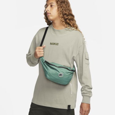 Ветровка Nike Sportswear Woven Sports Utility Jacket Зелено | FB2192-325, 2