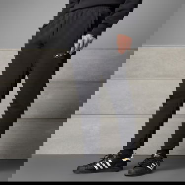 Спортни панталони adidas Performance Seasonal Doubleknit Training Pants Черно | JE3132, 0