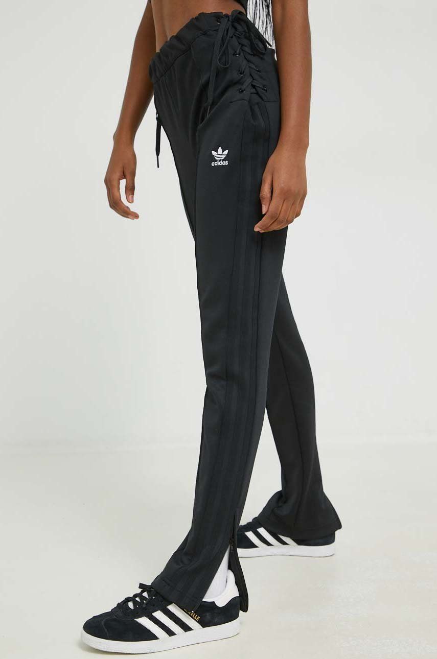 Спортни панталони adidas Originals High Waist Lace Up Track Pants Черно | HK5082, 0