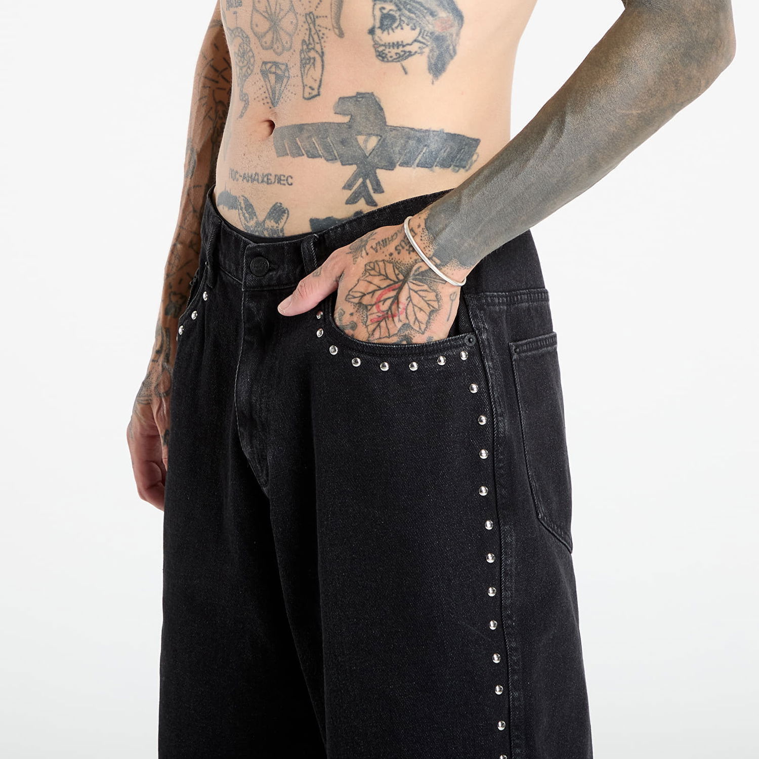 Къси панталони Pleasures PLEASURES Daft Club Lucky Studded Denim Shorts Черно | P25DP005-BLACK, 1