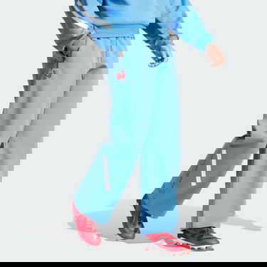Спортни панталони adidas Performance Travel Z.N.E. Barrel Pants Синьо | JC8618, 1
