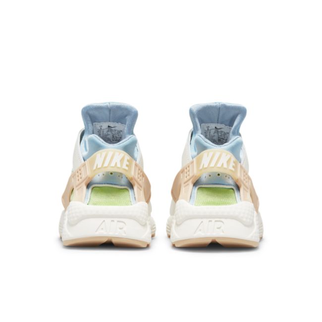 Кецове и обувки Nike Air Huarache SE W Бяло | DQ0117-100, 1