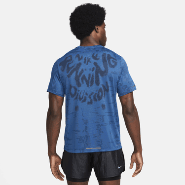 Тениска Nike M NK DFADV RUN DIV SS TOP Синьо | fn3383-476, 2