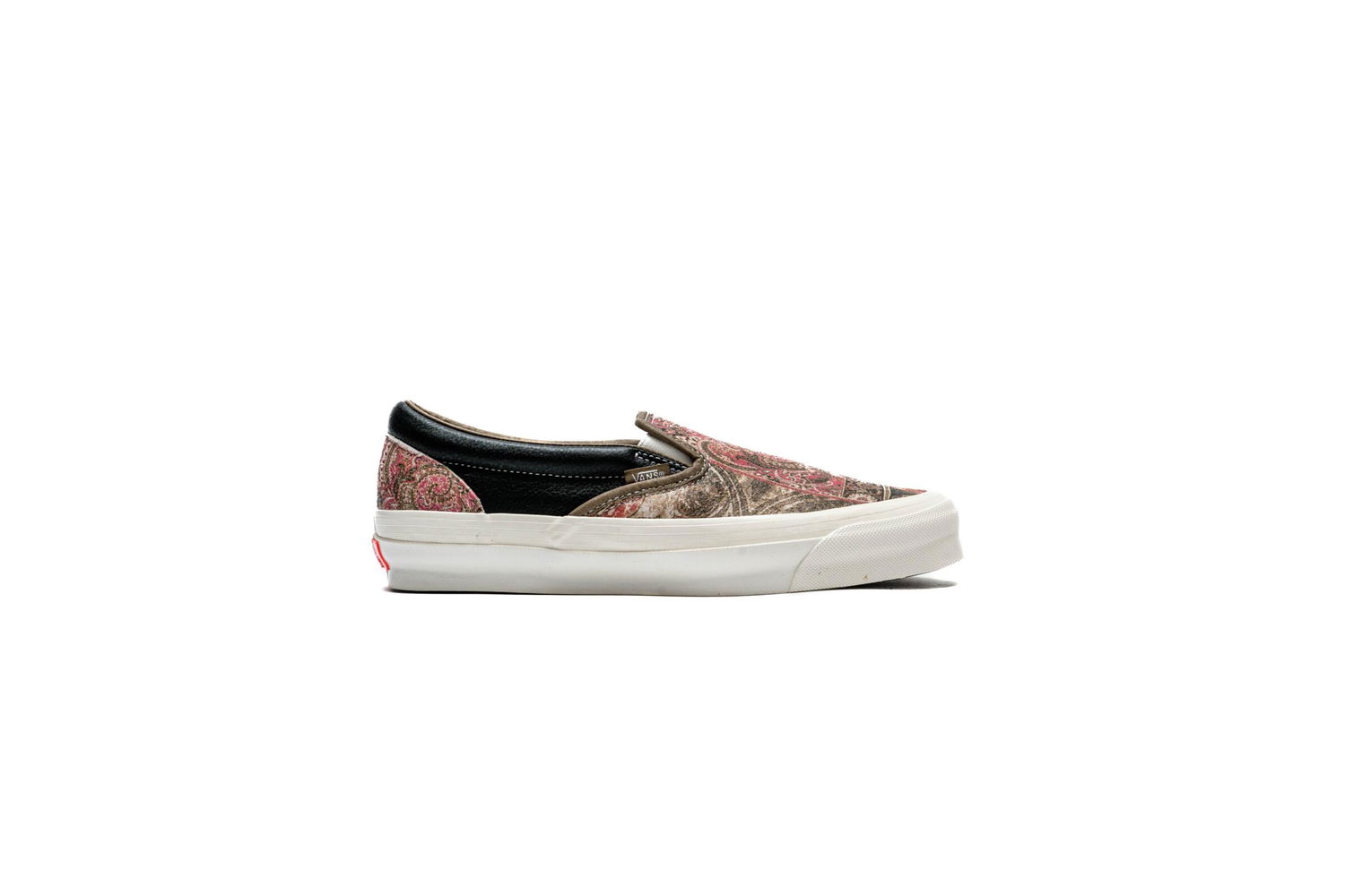 Кецове и обувки Vans Vault by UA OG Classic Slip-On LX Червено | VN0A32QNBYW1, 0