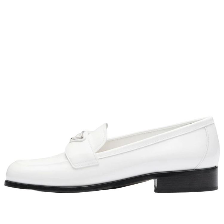 Кецове и обувки Prada Patent Leather Loafers Бяло | 1D902M_069_F0009_F_025
