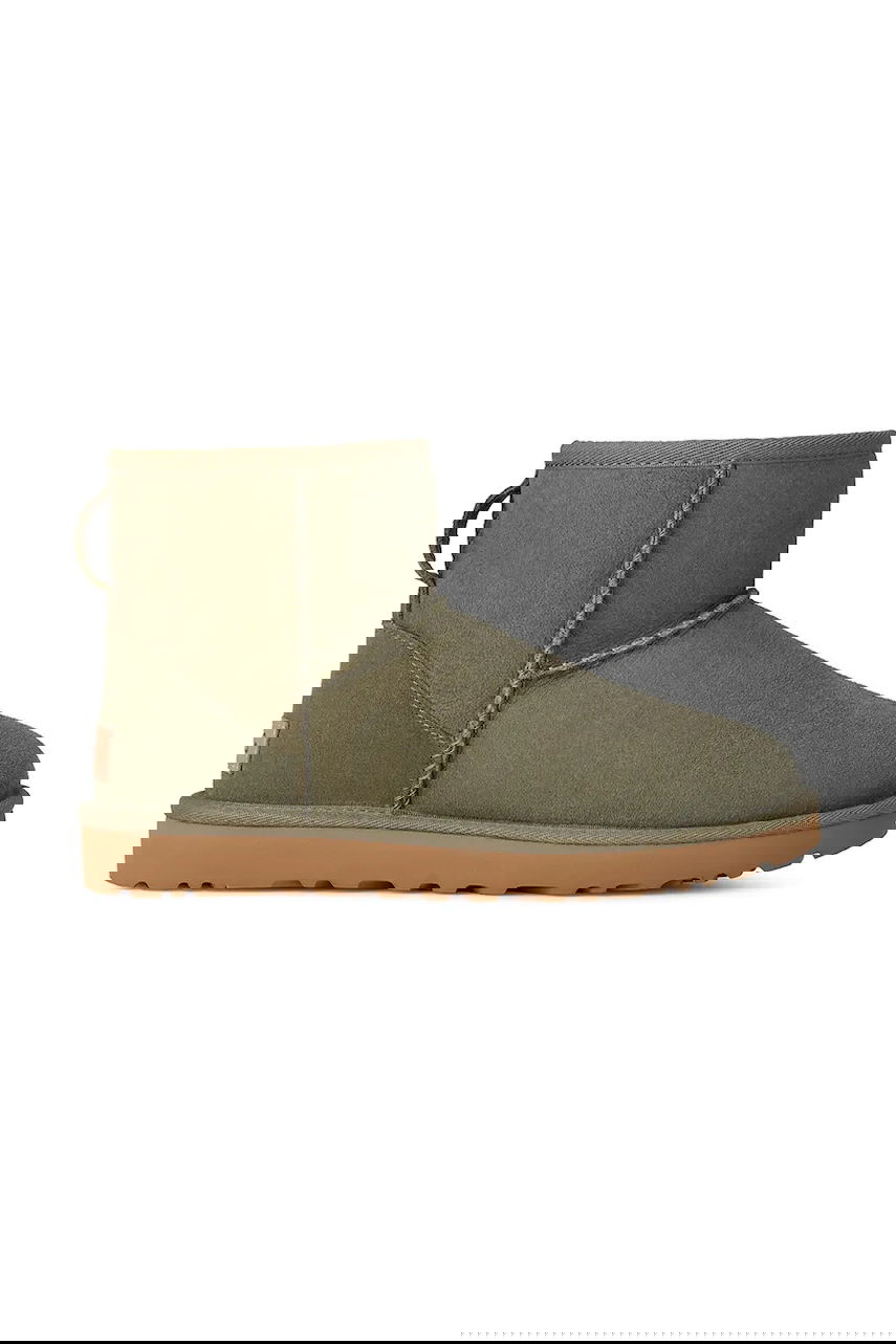 Кецове и обувки UGG Classic Mini II Suede Boot Зелено | 1016222.MSSGR, 0