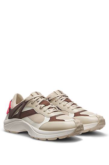 Спортни панталони BOSS Logo-Backtab Mesh Trainers Бежово | 50548197