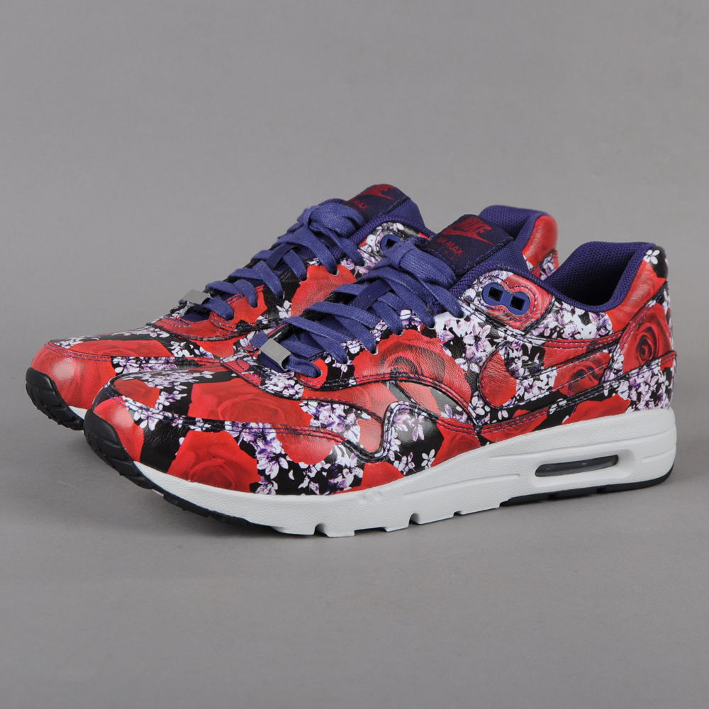 Кецове и обувки Nike Air Max 1 Ultra "London" W Червено | 747105-500, 1