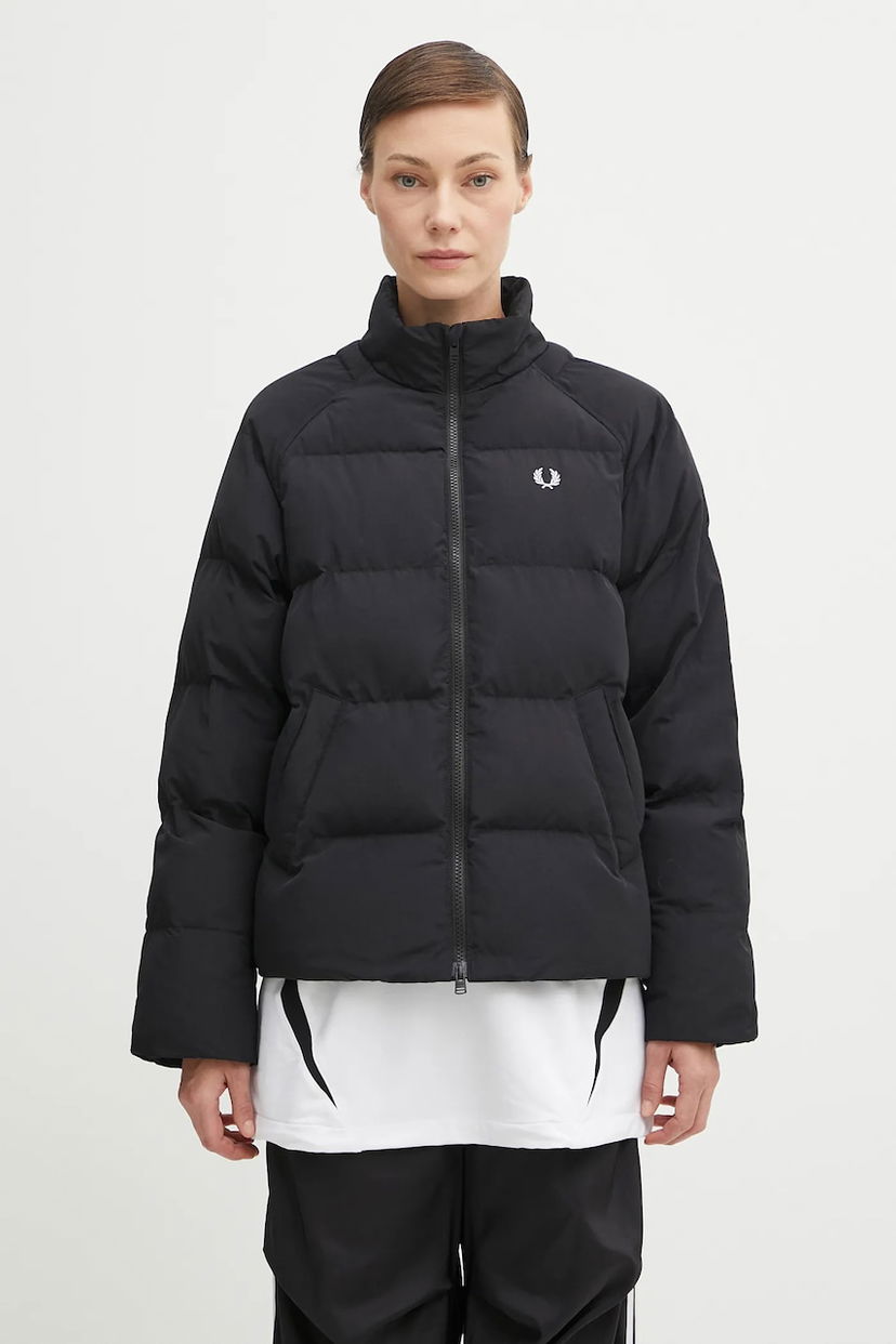 Пухо яке Fred Perry Fred Perry Oversized Puffer Jacket J1118 Черно | J1118