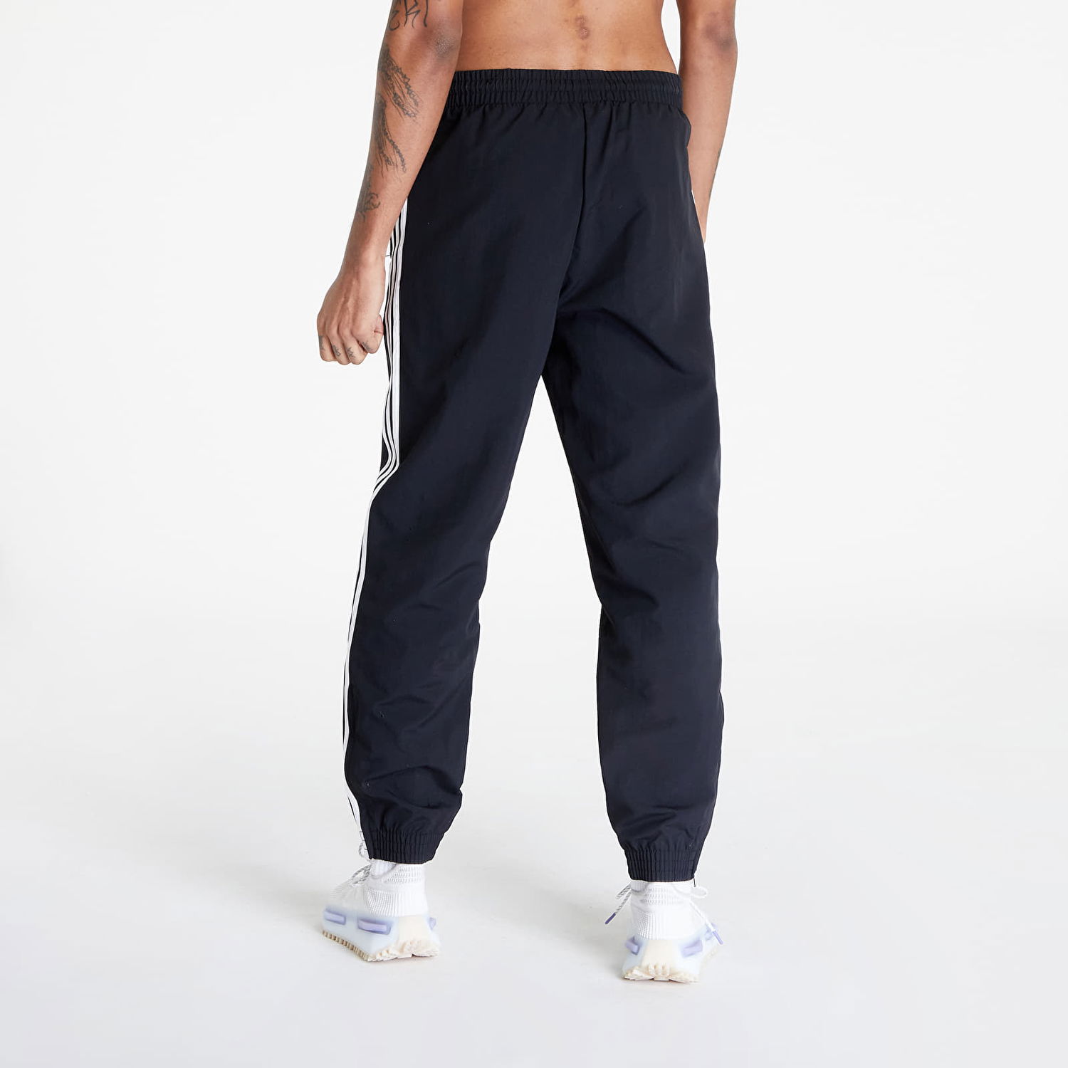 Панталони и дънки adidas Originals adidas Woven Fbird Track Черно | IT2501, 1