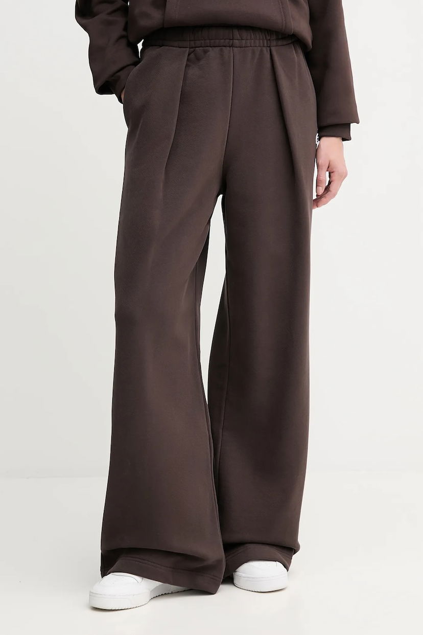 Спортни панталони Lacoste Lacoste Wide-Leg Lounge Pants Кафяво | XF5248