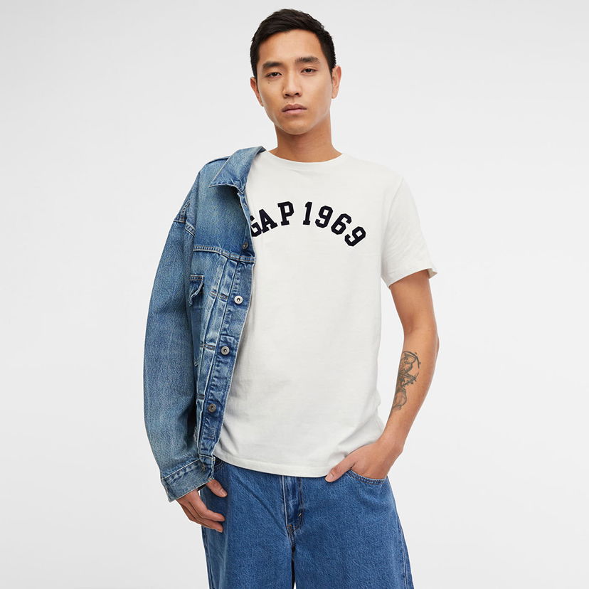 Тениска GAP Logo Tee Carls Stone Бежово | 817059-01