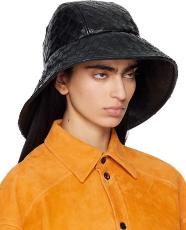 Шапка Bottega Veneta Bottega Veneta Intrecciato Leather Beach Hat Черно | 821608 V2JG0, 1