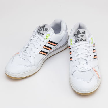 Кецове и обувки adidas Originals A.R. Trainer Бяло | EG5446, 2