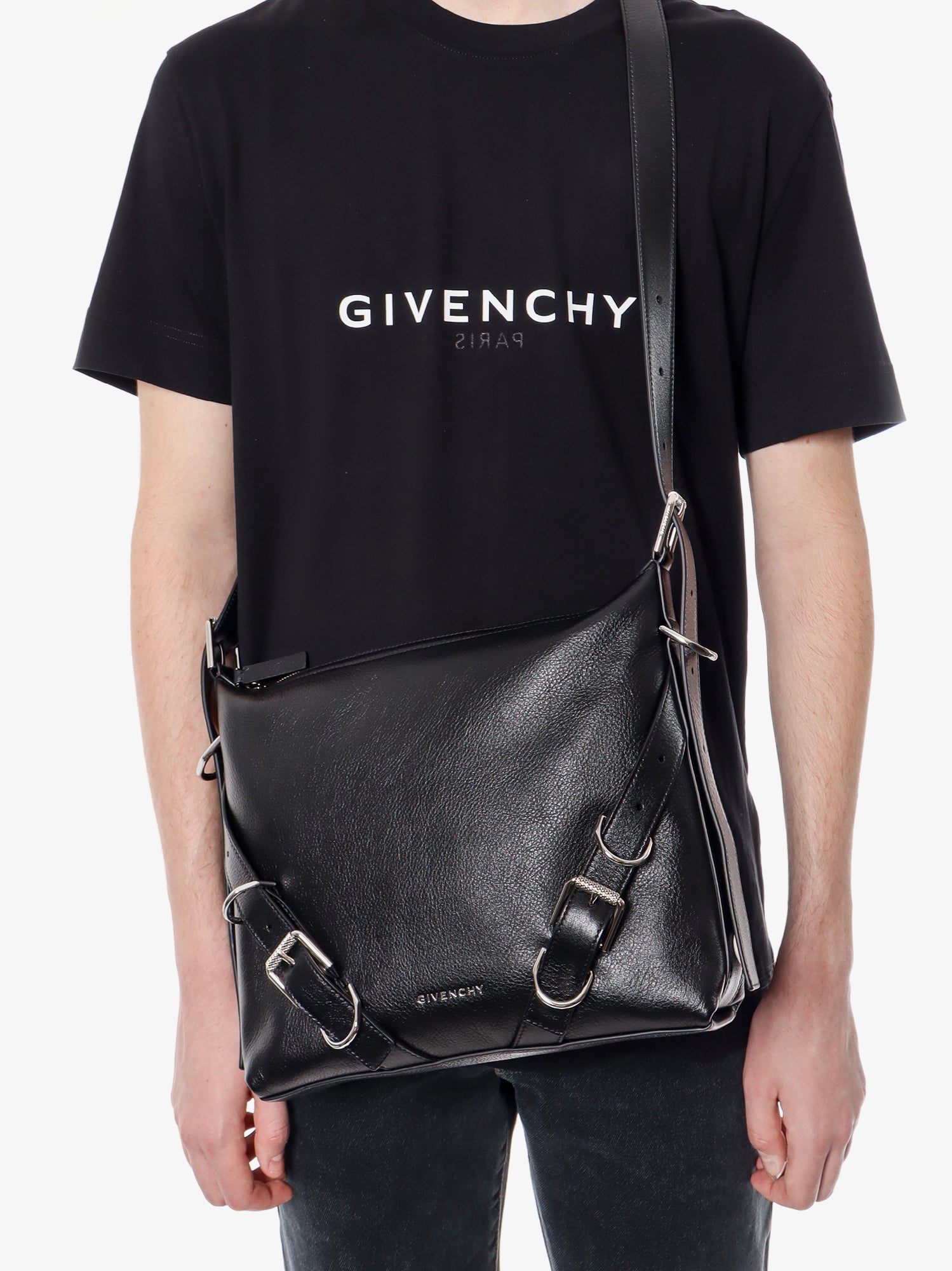 Дамска чанта Givenchy Givenchy Voryou Hobo Bag Черно | BK50CWK1Y1001, 1
