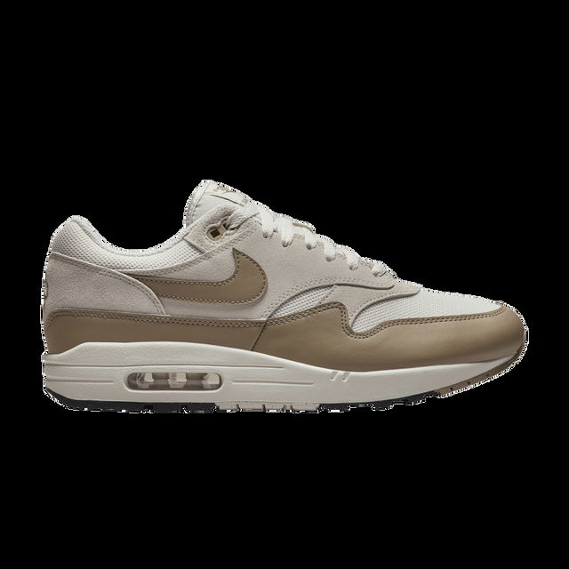 Air Max 1 Essential