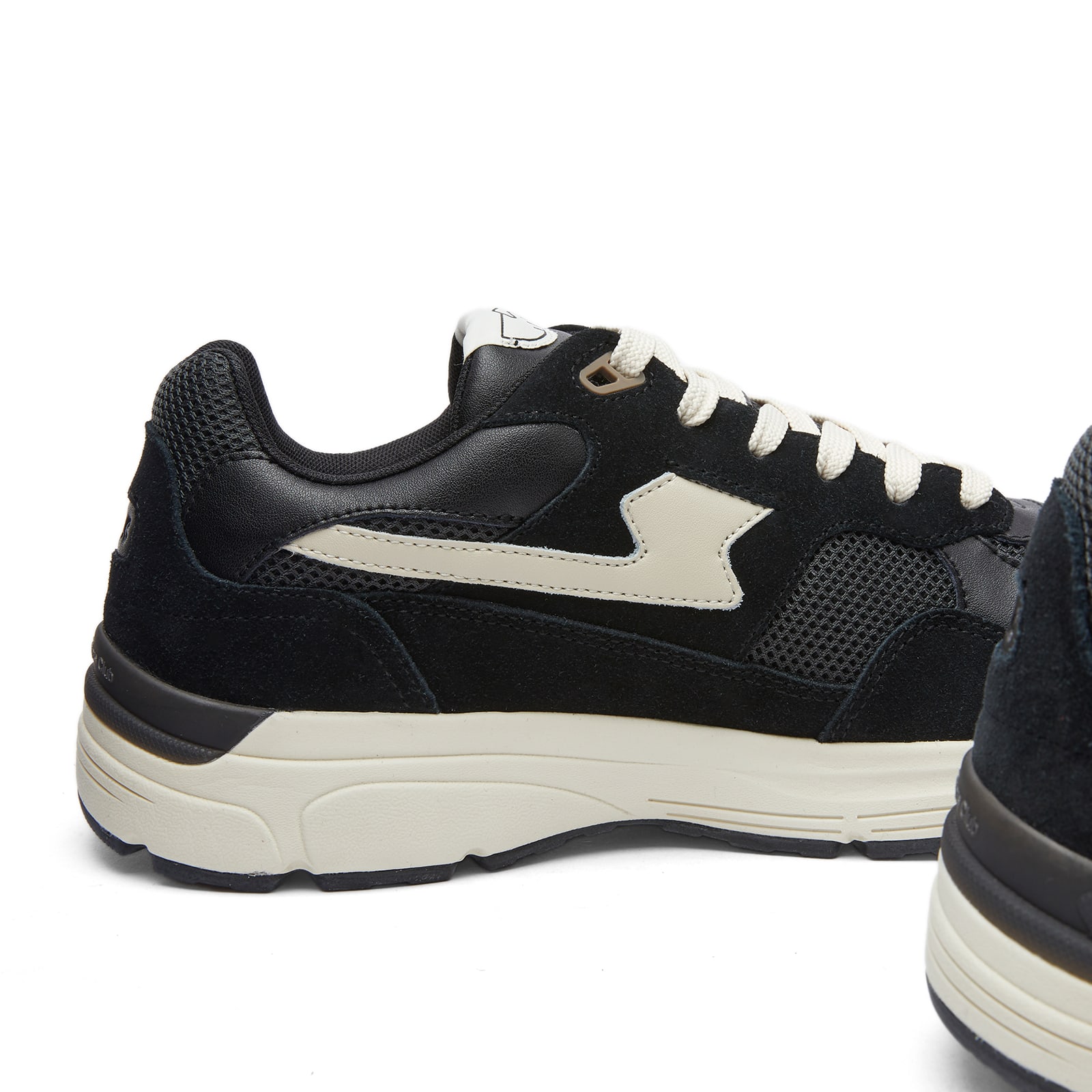 Amiel S-Strike Runner, 4