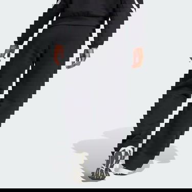 Спортни панталони adidas Performance Z.N.E. Barrel Sweatpants Черно | JJ4746, 2