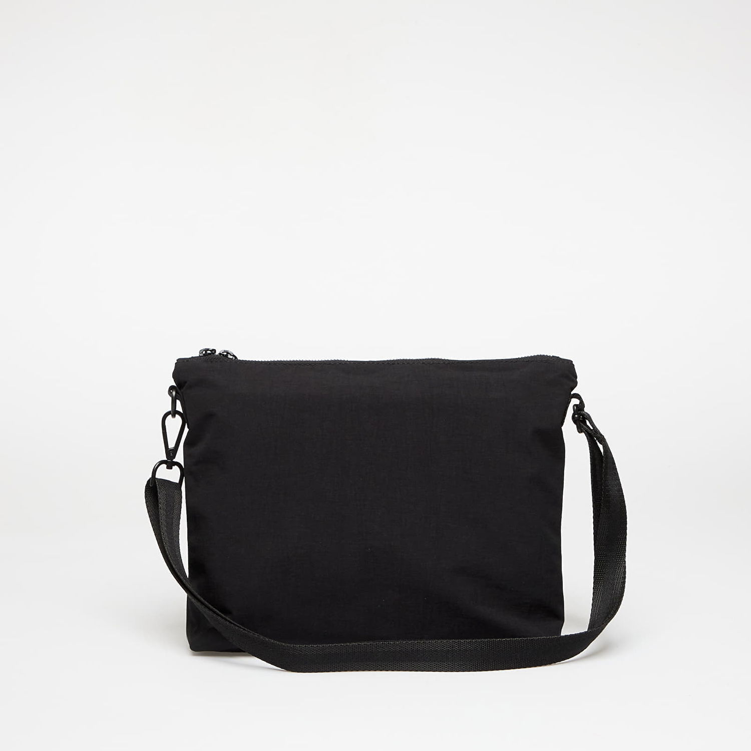 Чанта през рамо Fred Perry FRED PERRY Nylon Badge Crossbody Bag Черно | L1193 102, 1