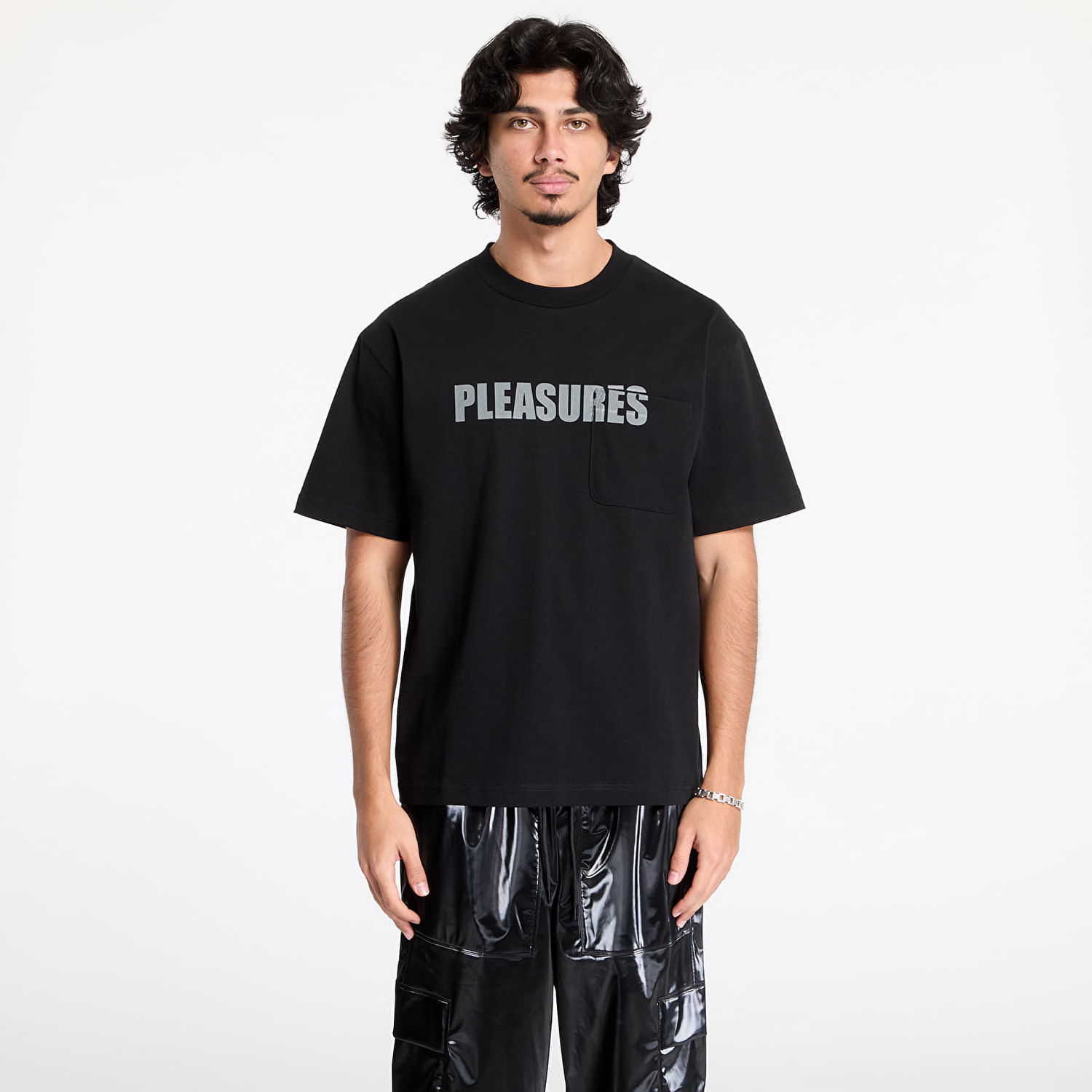 Тениска Pleasures Heavyweight T-Shirt With Pocket Черно | P24W009 BLACK, 0