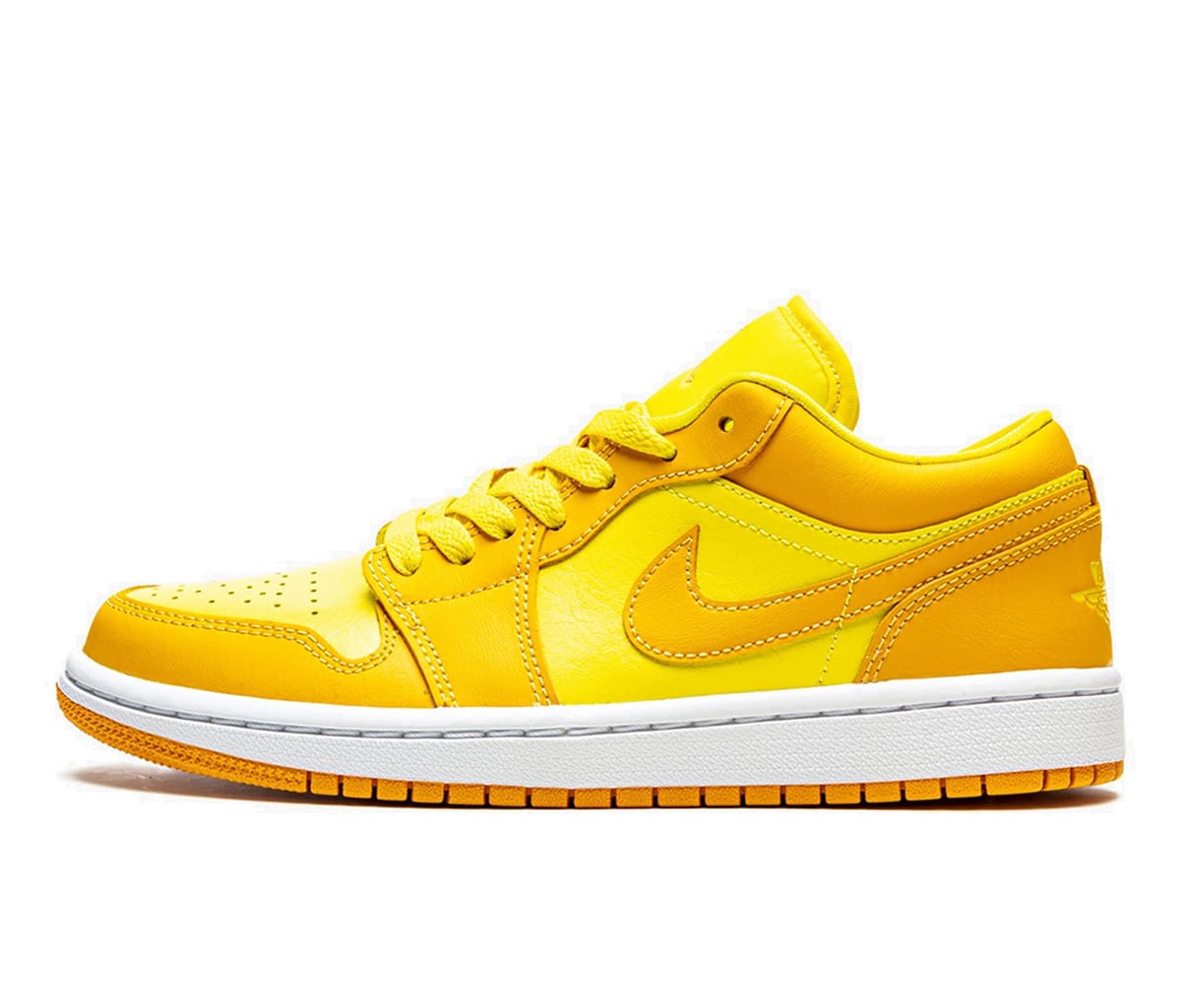 Кецове и обувки Jordan Air Jordan 1 Low "Yellow Strike" W Жълто | DC0774-700, 0