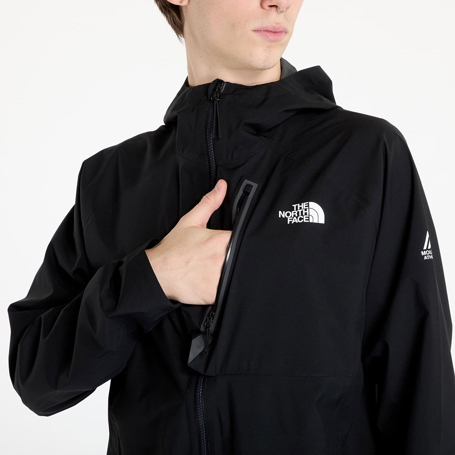 Яке The North Face Jacket Mountain Athletics Waterproof Jacket TNF Black S Черно | NF0A892UJK31, 1
