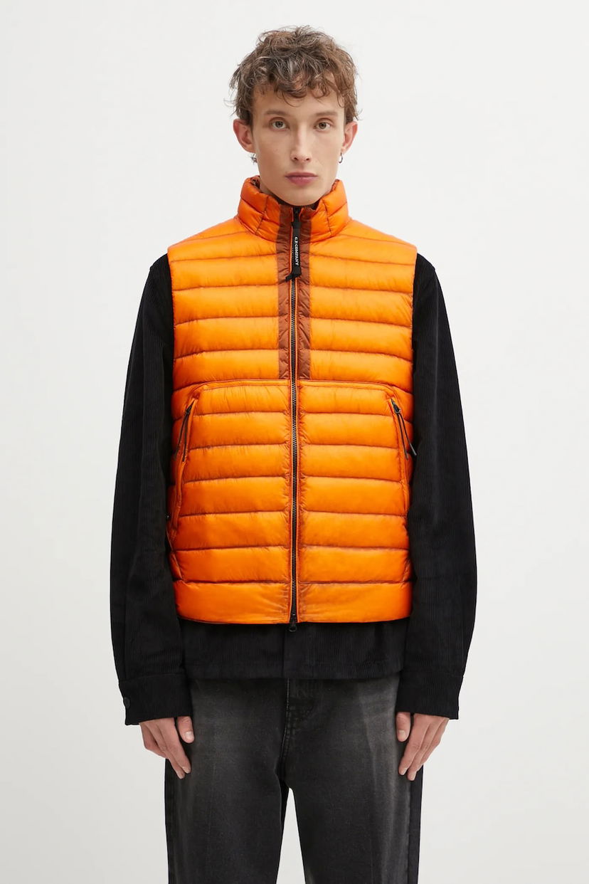 Жилетка C.P. Company Transitional Down Puffer Vest Оранжево
 | 19CMVE703A110416A