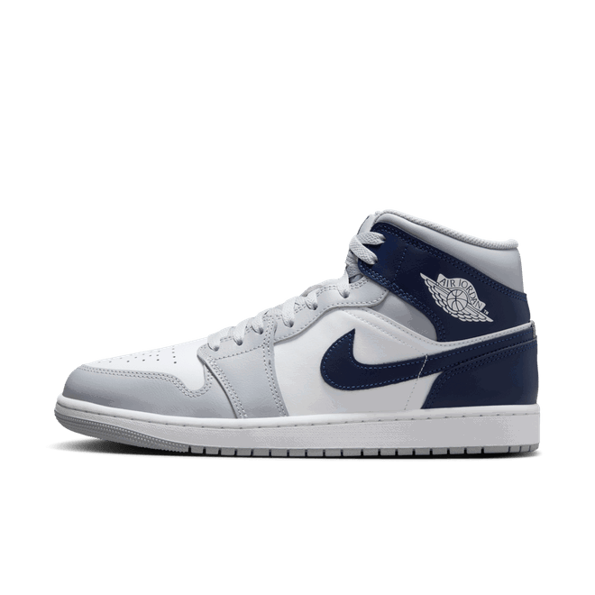 Кецове и обувки Jordan Air Jordan 1 Mid "Wolf Grey & Midnight Navy" Сиво | DQ8426-104