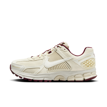 Кецове и обувки Nike Zoom Vomero 5 "Red Coconut Milk" W Бежово | HF0737-111, 0