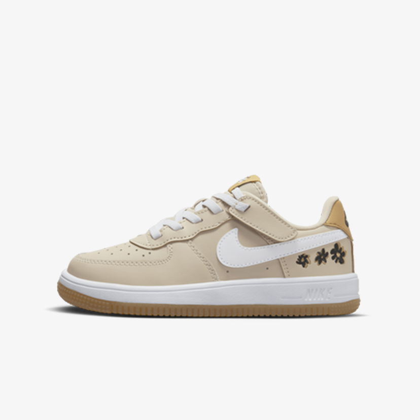 Кецове и обувки Nike Force 1 Low SE EasyOn Бежово | FZ1602-100