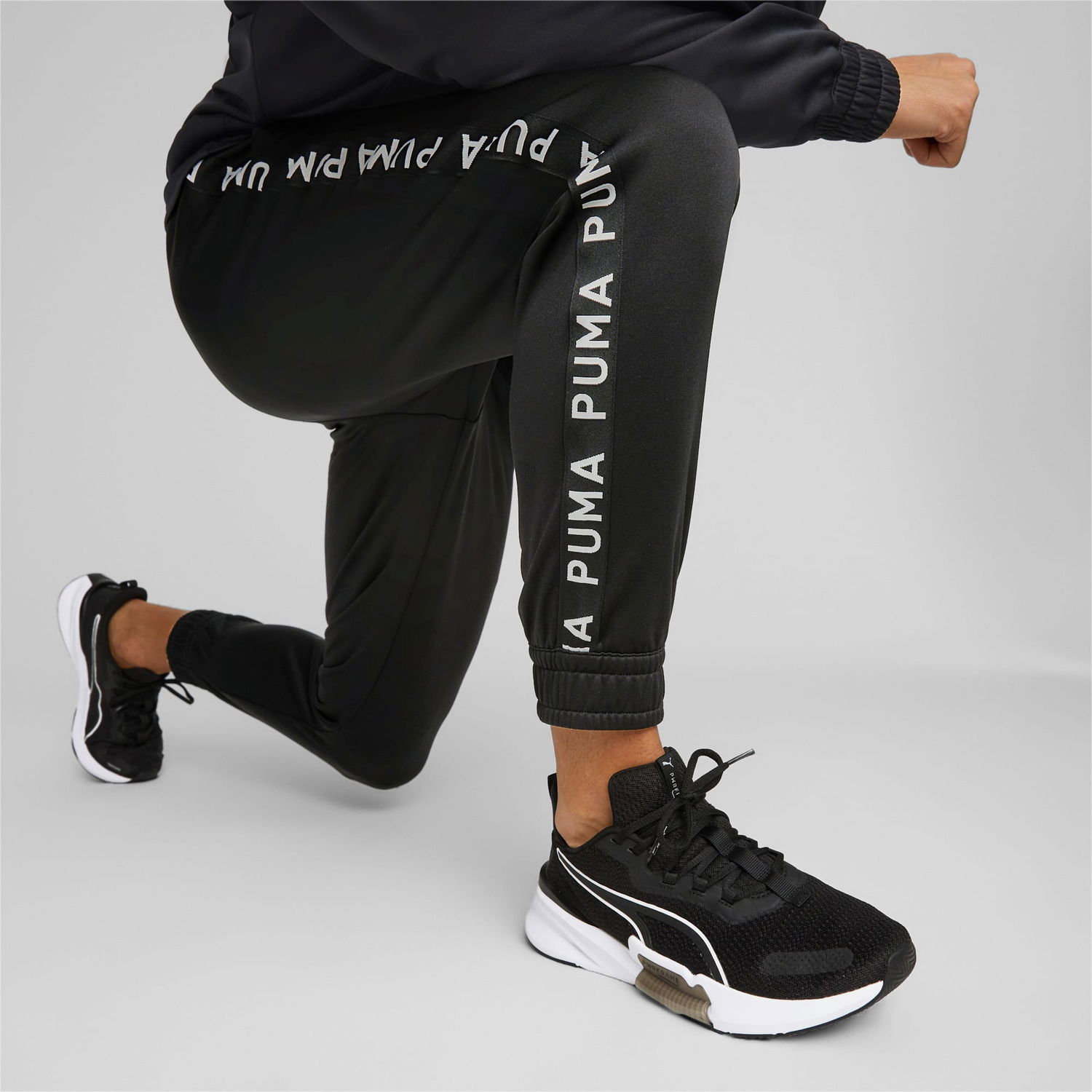 Спортни панталони Puma Fit PWRFLEECE Training Joggers Черно | 523193_01, 1