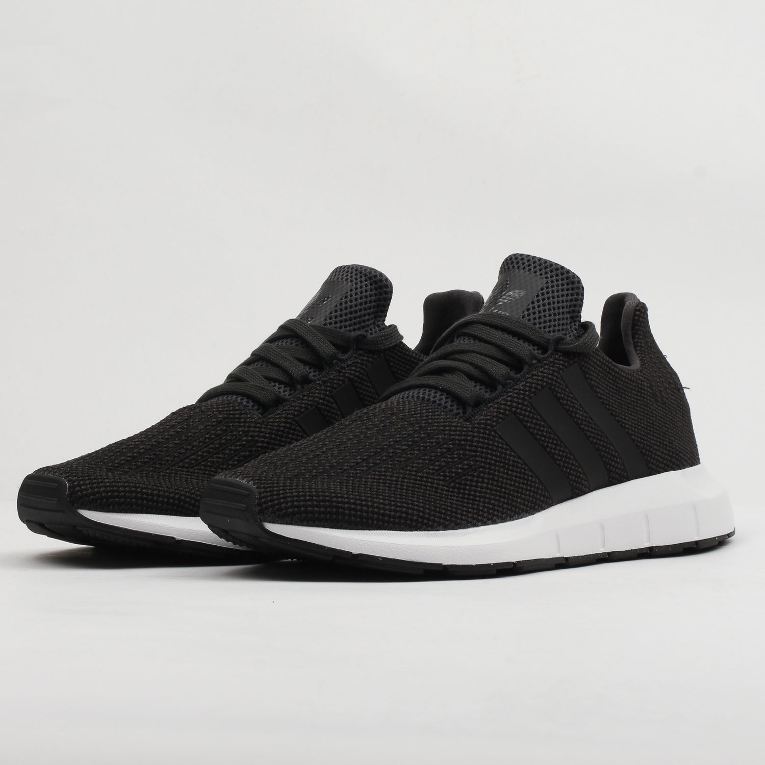 Кецове и обувки adidas Originals Swift Run Черно | CQ2114, 1