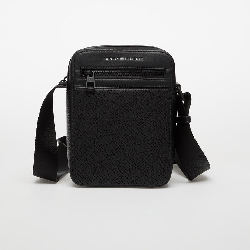 Чанта през рамо Tommy Hilfiger Bag Monogram Mini Reporter Black Черно | AM0AM13836 BDS