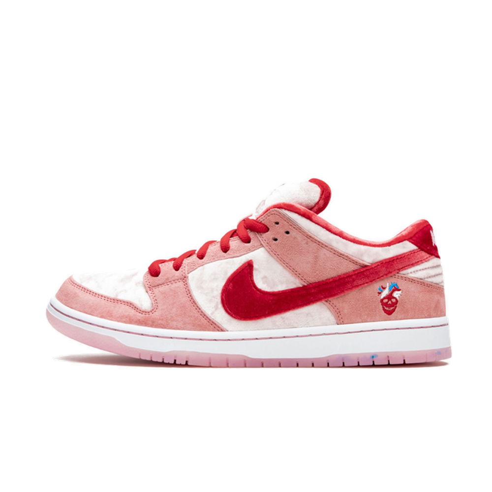 Кецове и обувки Nike SB StrangeLove x Dunk Low SB "Valentine"s Day" Розово | CT2552-800, 0