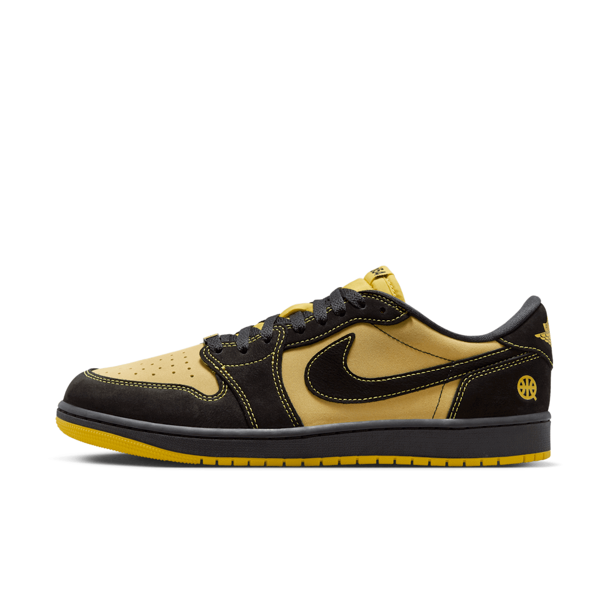 Кецове и обувки Jordan Quai 54 x Air Jordan 1 Retro Low OG "Tour Yellow/Black" Жълто | IB8836-007, 0