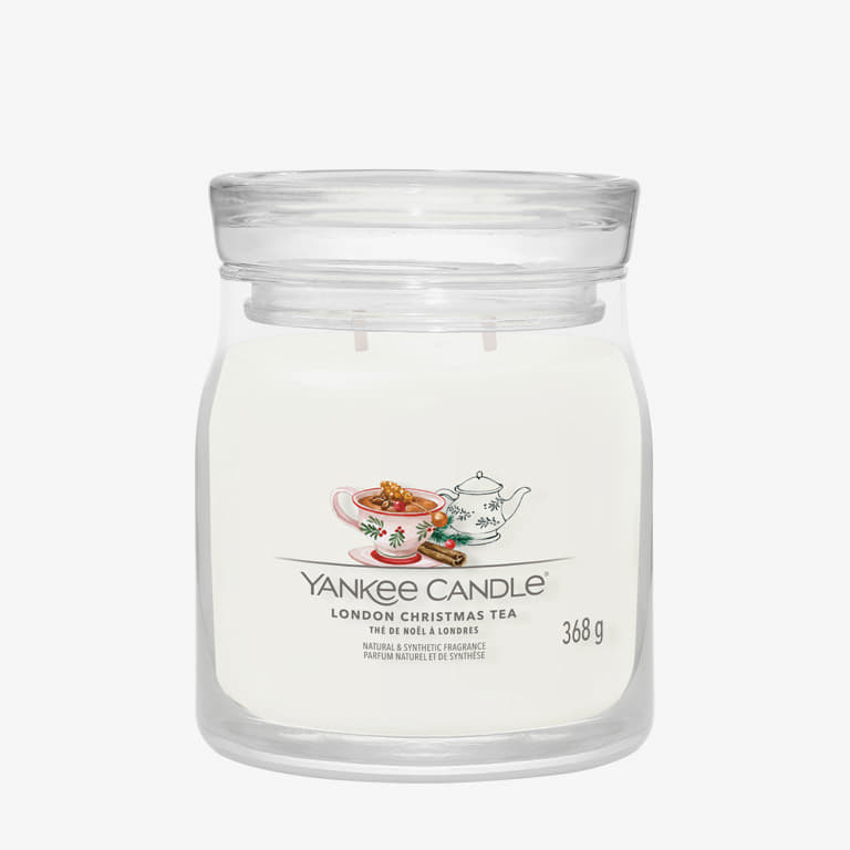 Свещи Yankee Candle Scented Candle London Christmas Tea, Medium Jar, 2 Wicks Бяло | 42194, 1