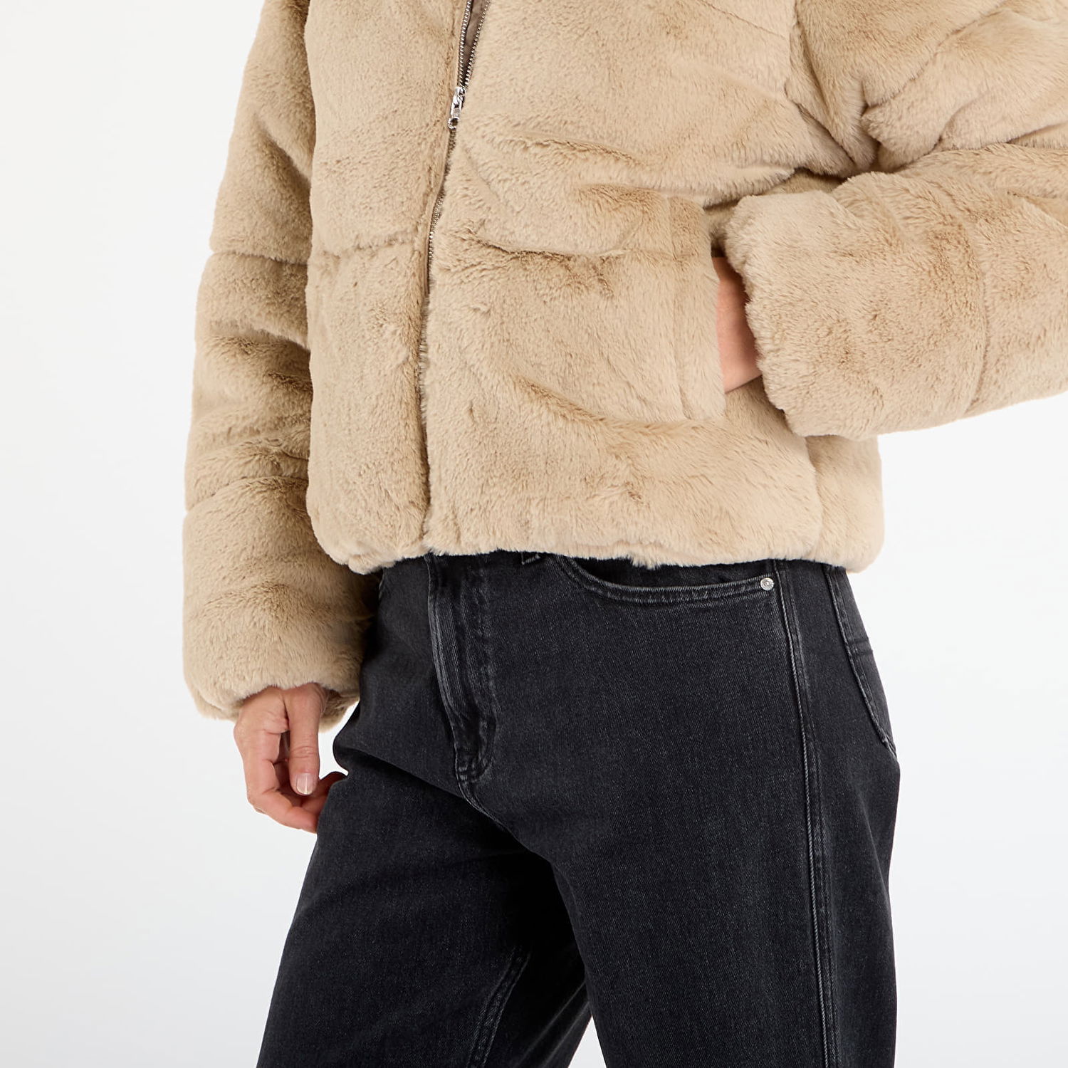 Пухо яке Urban Classics Short Faux Fur Puffer Jacket Бежово | TB7935-04732, 1