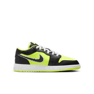 Кецове и обувки Jordan Air Jordan 1 Low SE Black Cat Volt Зелено | DX6666-701, 1
