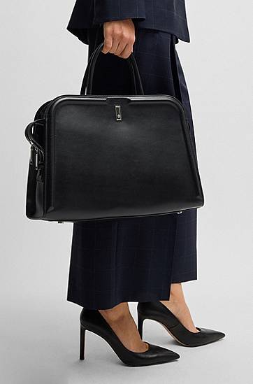 Голяма пазарска чанта BOSS Leather Tote Bag with Detachable Pouch Черно | 50521062, 1