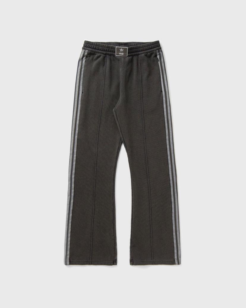 Спортни панталони adidas Originals AVAVAV Flared Side-Stripe French Terry Track Pant Сиво | KA9843