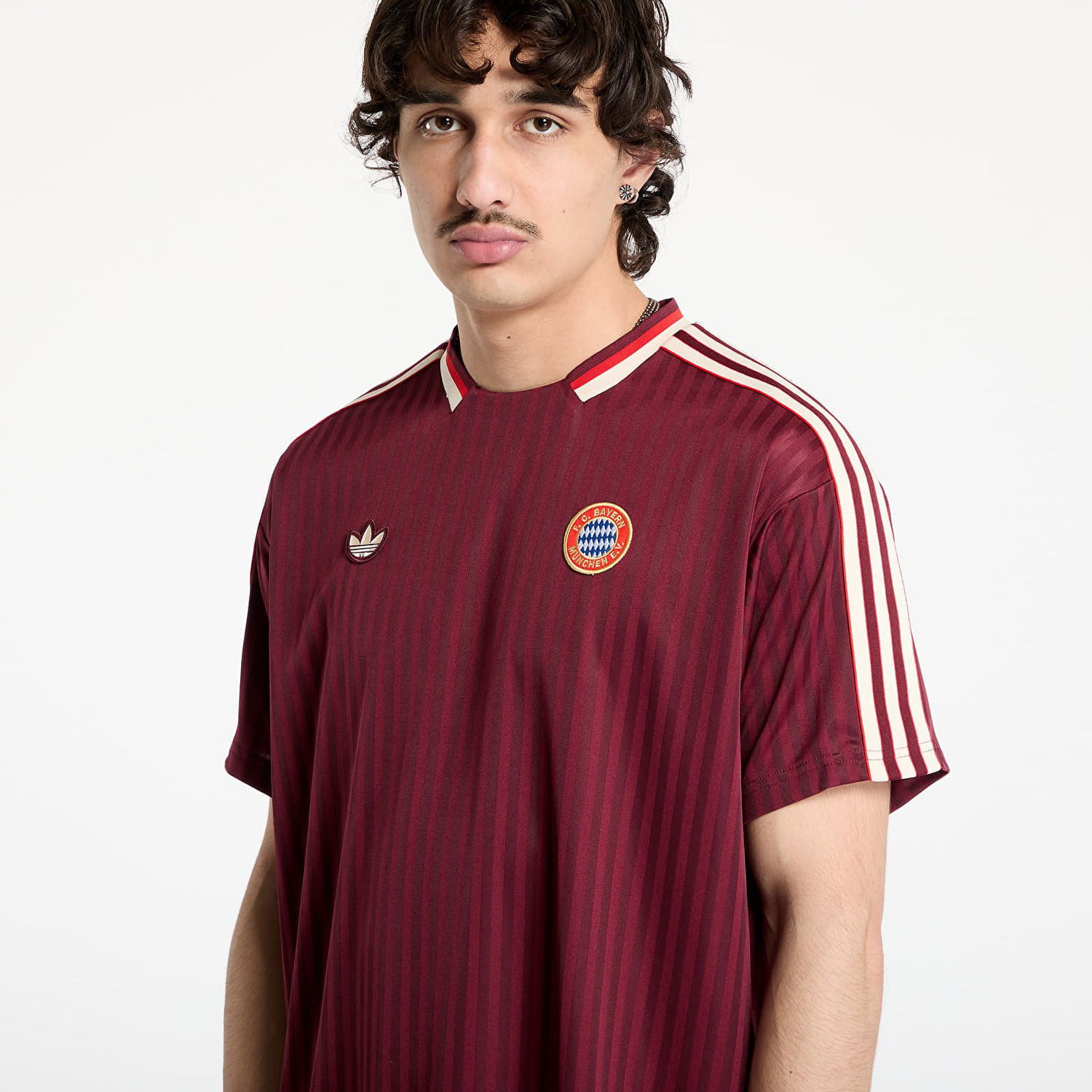 Фланелка adidas Performance FC Bayern Terrace Icons T-Shirt Бургунди | JF0595, 1