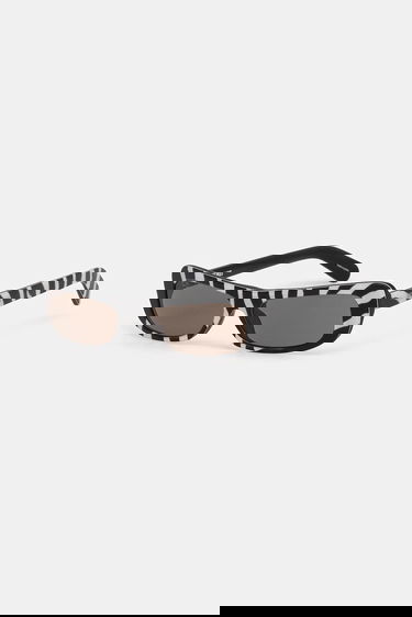 Слънчеви очила Jacquemus Jacquemus CAPRI Sunglasses Черно | JAC55C8SUN, 0