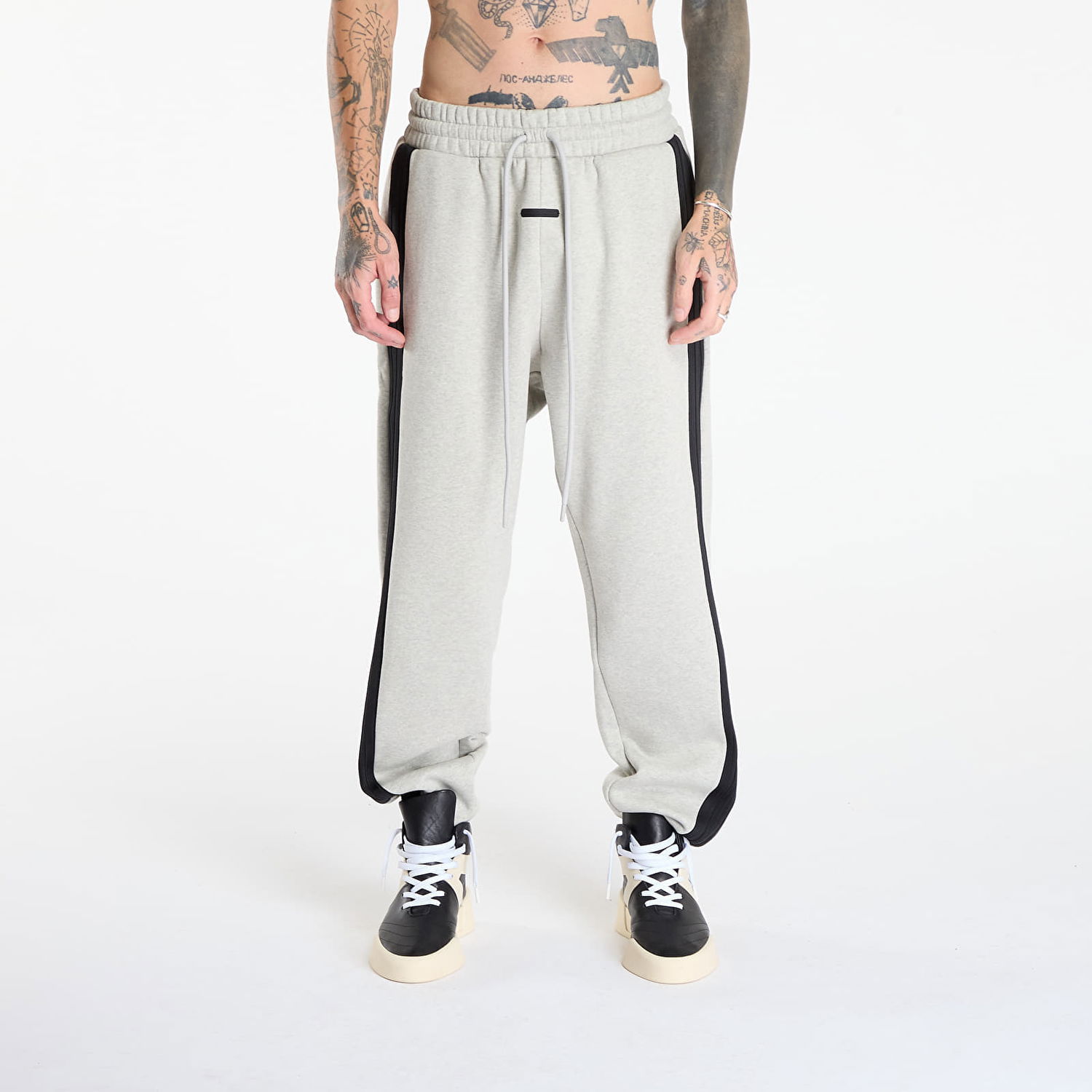 Спортни панталони adidas Originals Fear Of God Athletics Heather Fleece Pant Сиво | KC6457, 0