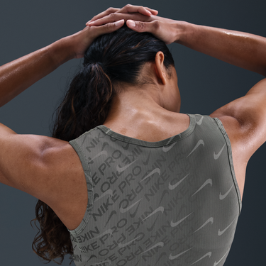 Съкратен топ Nike Nike Pro Dri-FIT Printed Crop Top Сиво | HQ5683-010, 4