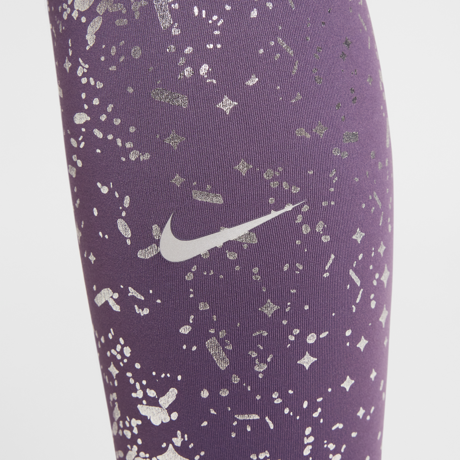 Клинове Nike One Dri-FIT High-Waisted Printed Leggings Лилаво | HF4410-573, 1