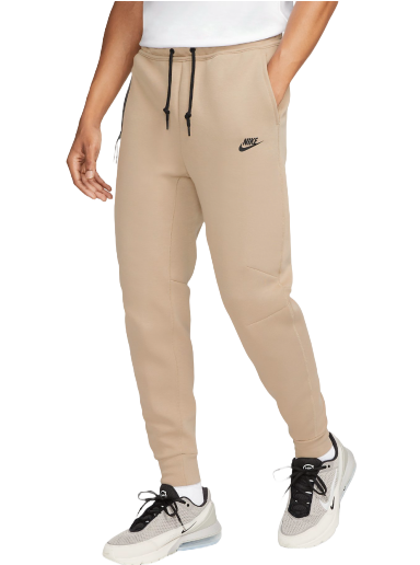 Спортни панталони Nike Tech Fleece Бежово | fb8002-247