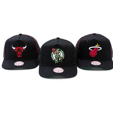 Шапка с козирка Mitchell & Ness Mitchell & Ness NBA Tremor Trucker Snapback Chicago Bulls Черно | HT11505-CBUBLCK, 6