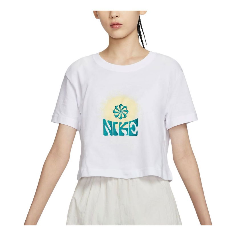 Съкратен топ Nike Graphic Crop T-Shirt Бяло | FV4231-100