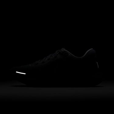 Кецове и обувки Nike ZoomX Invincible Run Flyknit W Черно | CT2229-001, 4